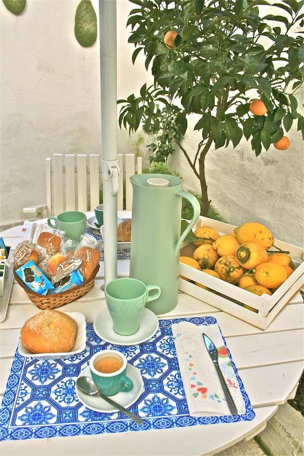 Willkommen In Einem Private Garden Bari Exterior photo